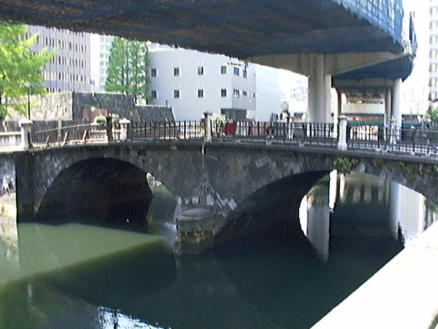 写真25．旧常磐橋：日本橋川左岸下流側から撮影