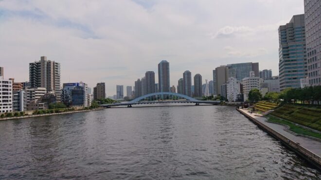 写真32．隅田川大橋から下流を臨む