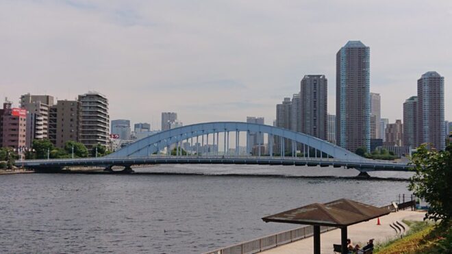 Δ写真１．永代橋：隅田川右岸上流側から撮影