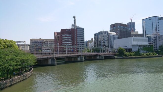 写真２．寝屋川河口部：川崎橋から撮影