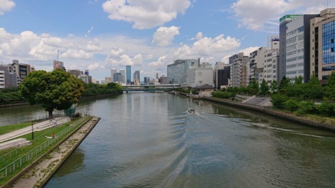 写真41．天神橋から土佐堀川・大川上流を臨む
