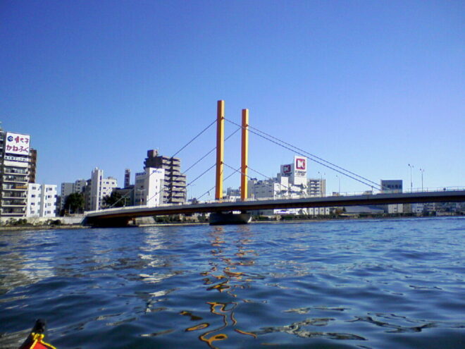 写真13．新大橋：隅田川上流側から撮影