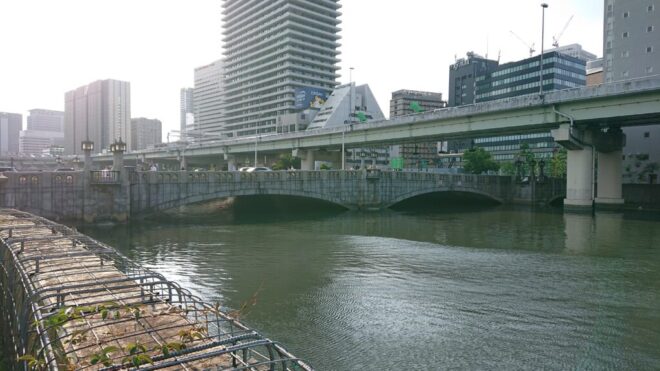 写真48．大江橋：堂島川左岸（中之島）上流側から撮影