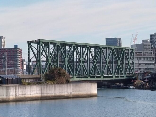 写真22．JR大阪環状線尻無川橋梁：尻無川右岸下流側から撮影