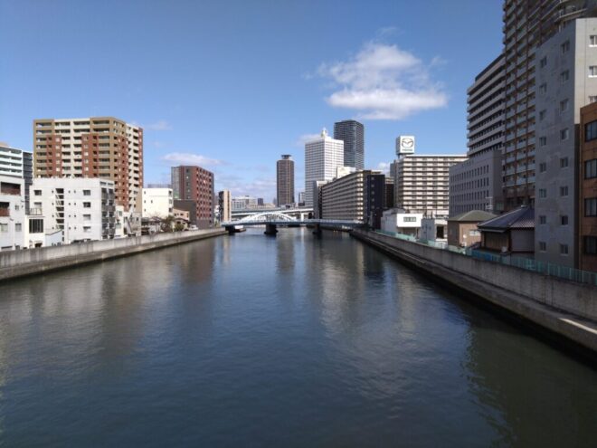 写真15．木津川大橋から上流を臨む